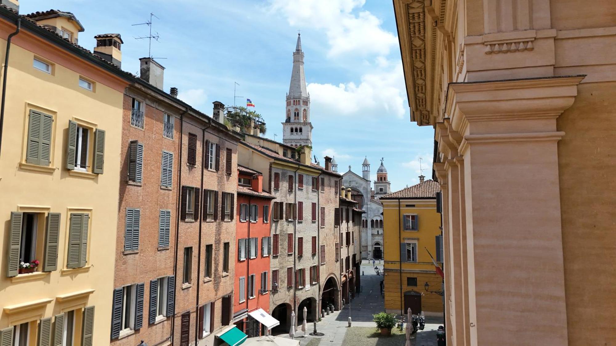 Bed and Breakfast Sant'Eufemia 30 Modena Zewnętrze zdjęcie